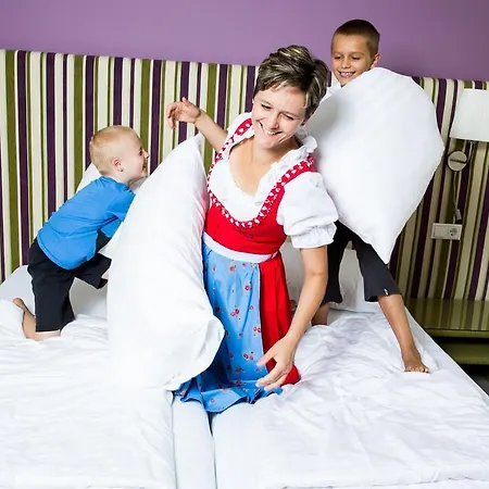 Мініготель Bauernwirt Грац